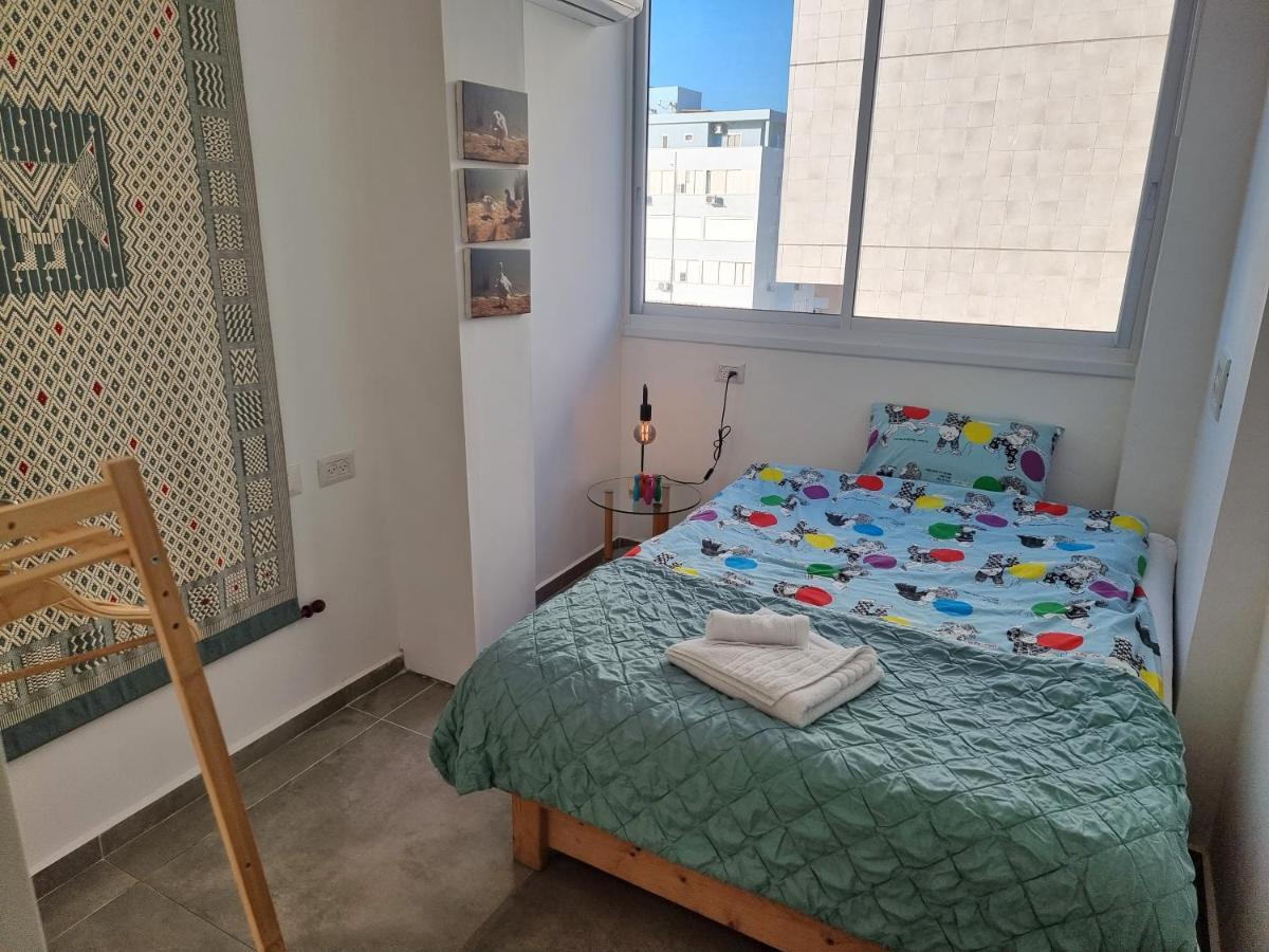 Beautiful 2-Bedroom Sea-View Apartment Netanya Ngoại thất bức ảnh
